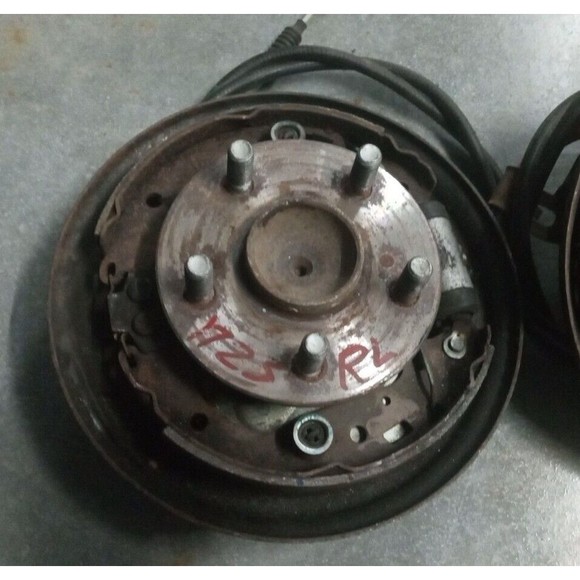 2000's Toyota Prius Right and Left Rear Drum Brake ABS Spindle Knuckle - Picture 2 of 4